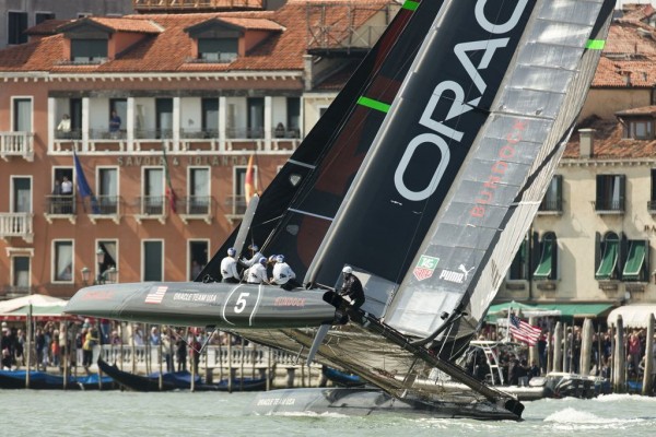 tag-heuer-venice-oracle-team